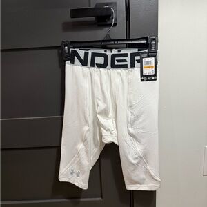 NWT Under Armour Men's White Compression Shorts